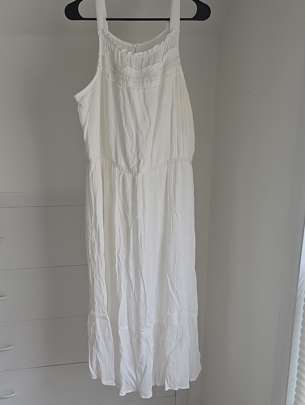 Maurices White Sleeveless Maxi Dress - Classic Summer Style